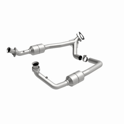 MagnaFlow Direct Fit Catalytic Converter 2002 Ford E-Series Vans 5.4L