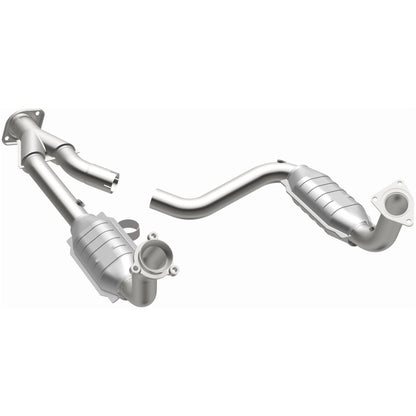 MagnaFlow Direct Fit Catalytic Converter 03-06 Chevy SSR 5.3/6.0 OEM