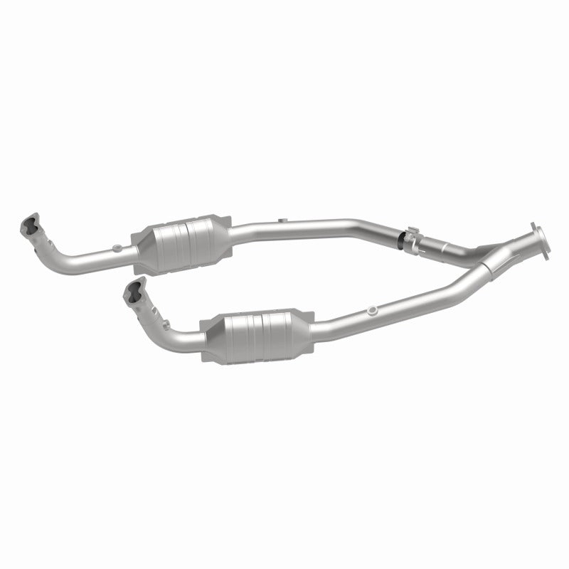 MagnaFlow Direct Fit Catalytic Converter OEM 2003 Land Rover Discovery Underbody