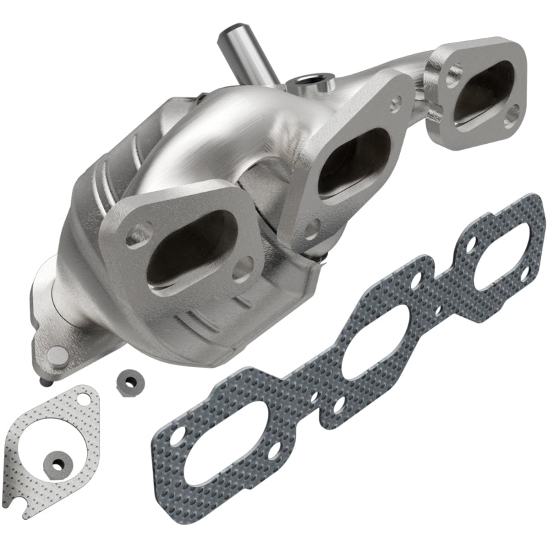 MagnaFlow Direct Fit Catalytic Converter 01-04 Escape 3.0 rear manif