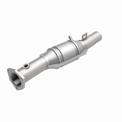 MagnaFlow Direct Fit Catalytic Converter 95 Volkswagen Golf 2.8L
