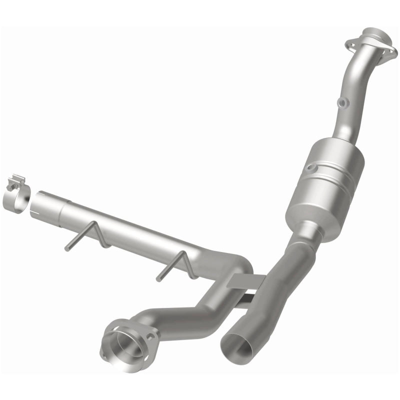 MagnaFlow Direct Fit Catalytic Converter 2017 F-150 3.5 OEM Underbody