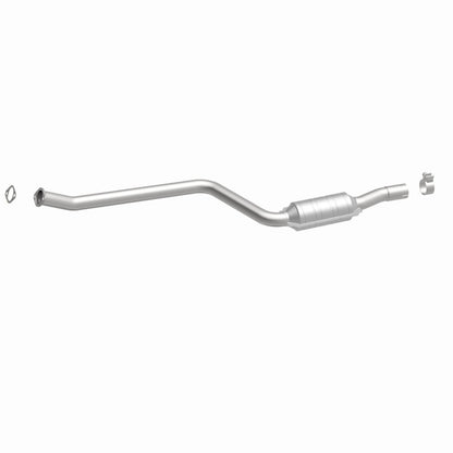 MagnaFlow Direct Fit Catalytic Converter 2006 BMW 530xi 3.0L OEM