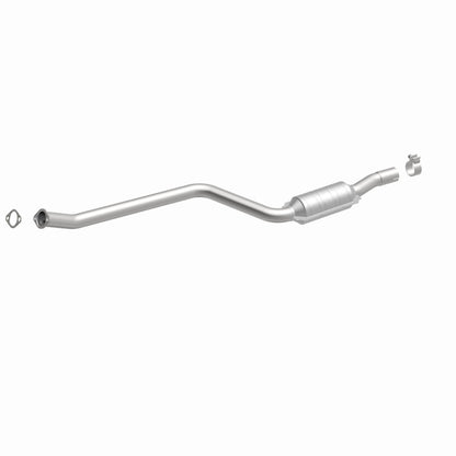 MagnaFlow Direct Fit Catalytic Converter 2006 BMW 530xi 3.0L OEM