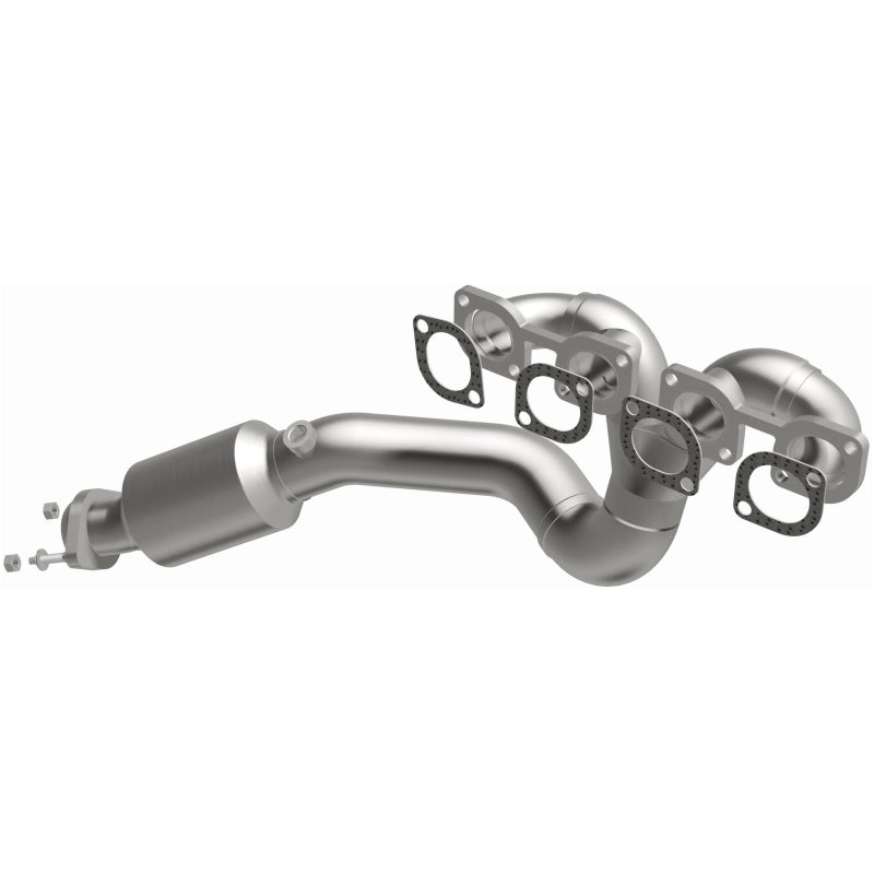 MagnaFlow Direct Fit Catalytic Converter BMW 99-03 540I 4.4L / 99-01 740I 4.4L California - D/S