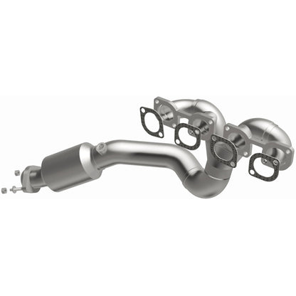 MagnaFlow Direct Fit Catalytic Converter BMW 99-03 540I 4.4L / 99-01 740I 4.4L California - D/S
