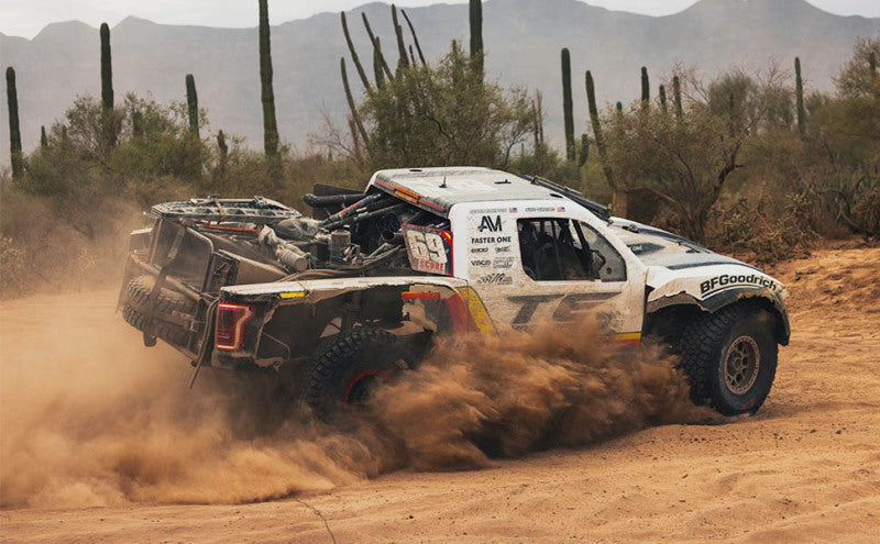 Camburg UCA Uniball Bolt & Spacer Kit (001.097.395)