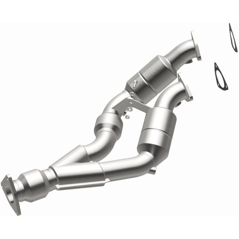 MagnaFlow Direct Fit Catalytic Converter 04-06 VW Touareg 3.2L