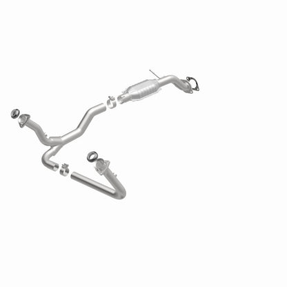MagnaFlow Direct Fit Catalytic Converter 00-05 Blazer 4WD 4.3L OEM