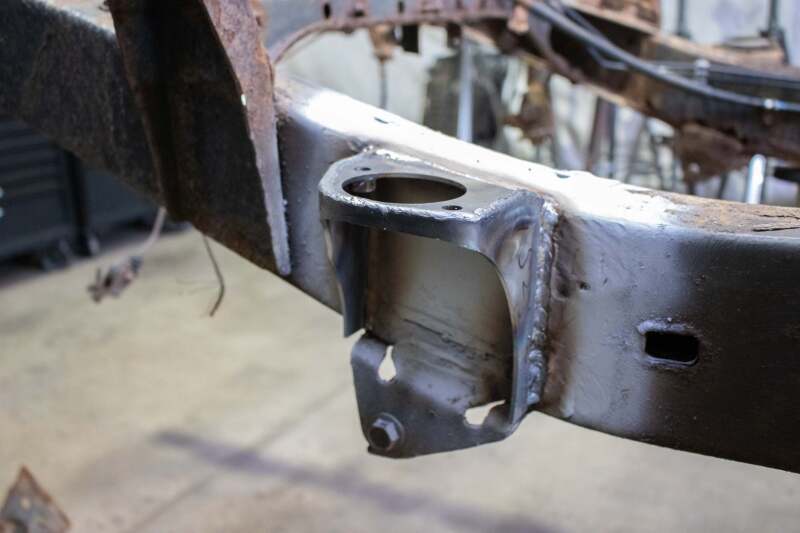 RustBuster Rust Buster 95-04 Toyota Tacoma Rear Cab Mount - Left Side