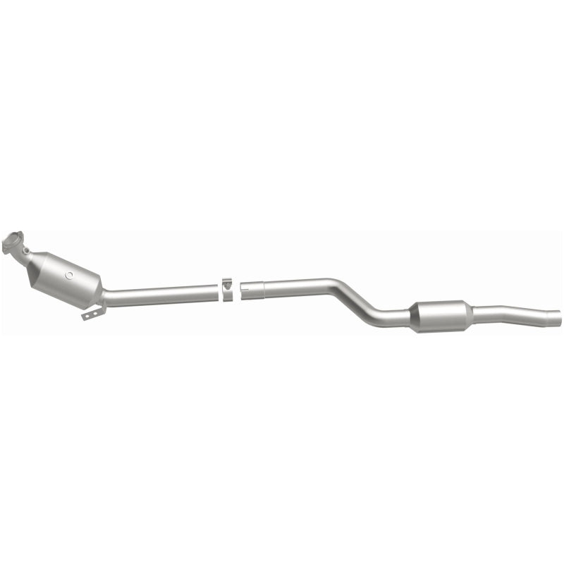 MagnaFlow 2011 C300 V6 3 OEM Underbody Direct Fit Converter