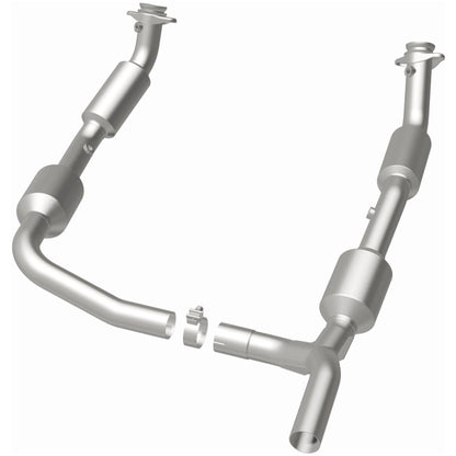 MagnaFlow Direct Fit Catalytic Converter OEM 07-08 Ford E-150