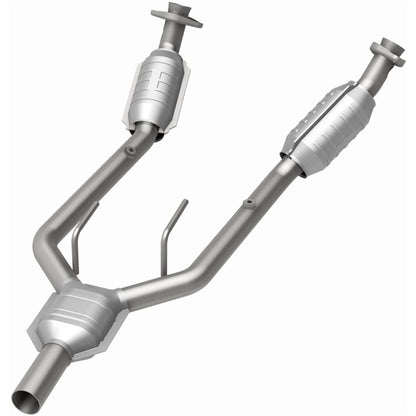 MagnaFlow Direct Fit Catalytic Converter 96-97 Mercury Cougar 3.8L