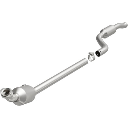 MagnaFlow 10-12 GLK350 V6 3.5 OEM Underbody Direct Fit Converter