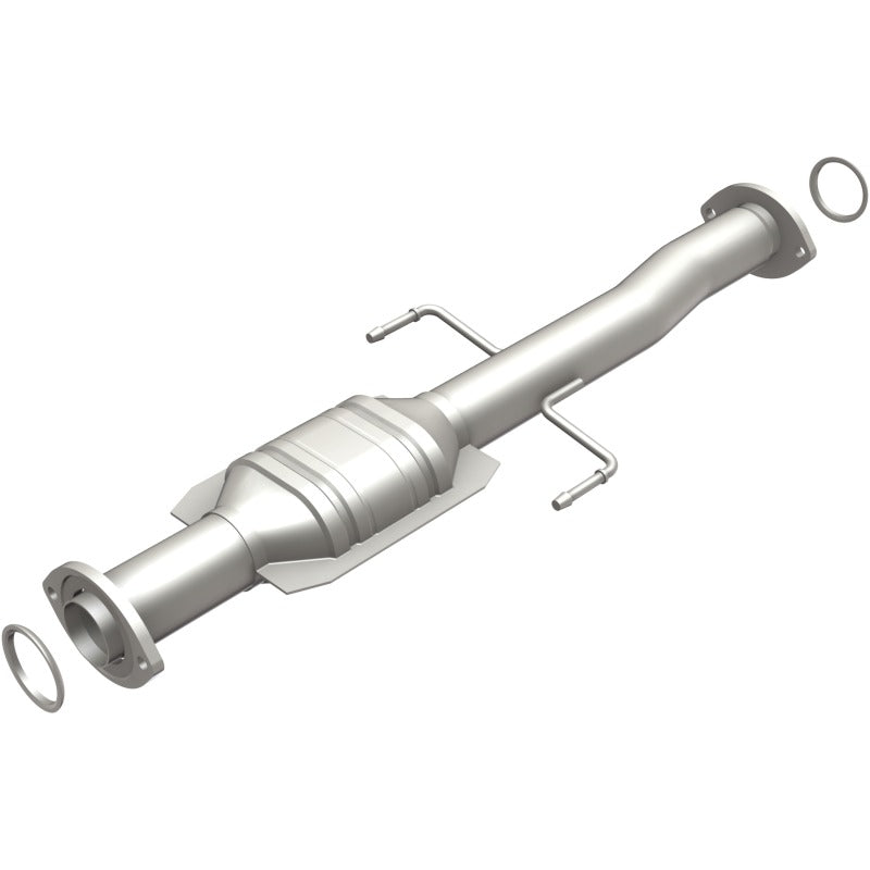 MagnaFlow Direct Fit Catalytic Converter 01-04 Toyota Tacoma 2.4L Rear