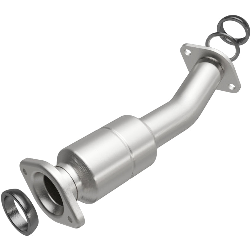MagnaFlow Direct Fit Catalytic Converter 11-15 Sienna 3.5 Underbody