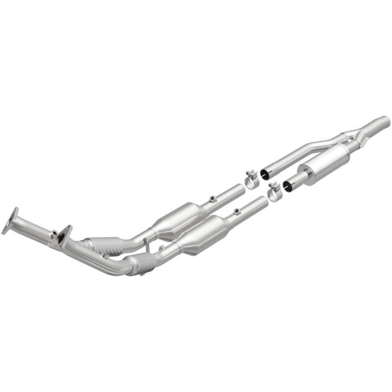 MagnaFlow Direct Fit Catalytic Converter California Grade 06-09 Audi A3 Quattro 3.2L