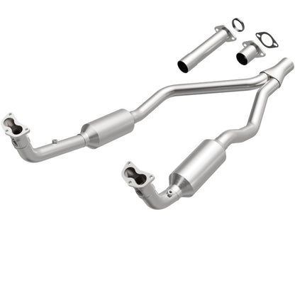 MagnaFlow Direct Fit Catalytic Converter 90-93 Land Rover Range Rover 3.9L V8
