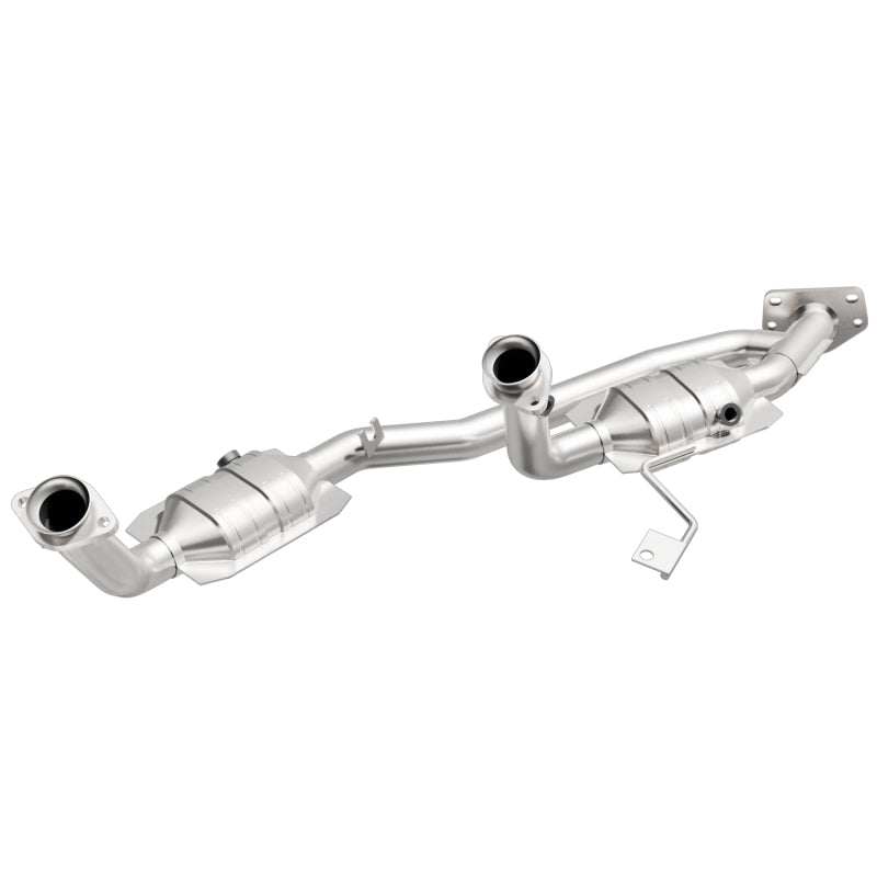 MagnaFlow Direct Fit Catalytic Converter 04 Ford Freestar 3.9L