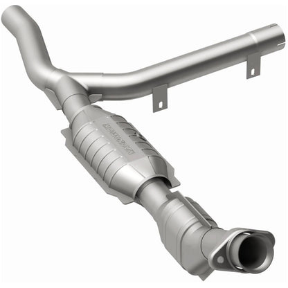 MagnaFlow Direct Fit Catalytic Converter 01-04 Ford F-150 4.2L 2wd