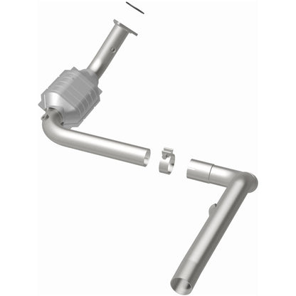 MagnaFlow Direct Fit Catalytic Converter 02-05 Escalade 6.0L Driver Side