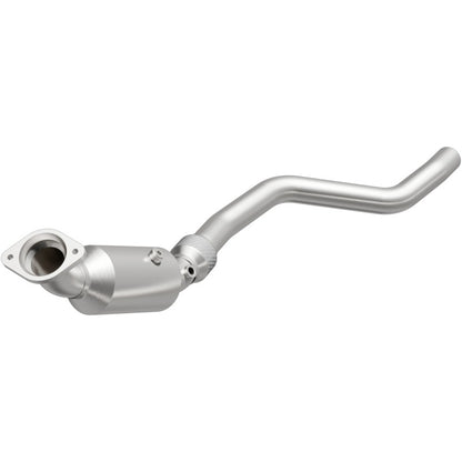 MagnaFlow Direct Fit Catalytic Converter 2005 Chrysler 300C 5.7L V8 / 2005 Dodge Magnum 5.7L V8