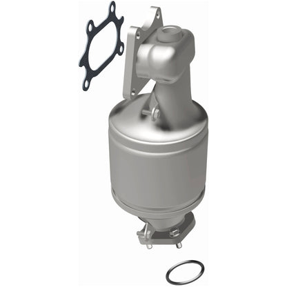 MagnaFlow Direct Fit Catalytic Converter 04-07 Saturn VUE 3.5L Front