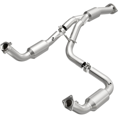 MagnaFlow 12-17 Chevrolet Express 3500 6.0L Direct Fit Converter