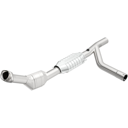 MagnaFlow Direct Fit Catalytic Converter 97-99 Ford Vans 4.6L