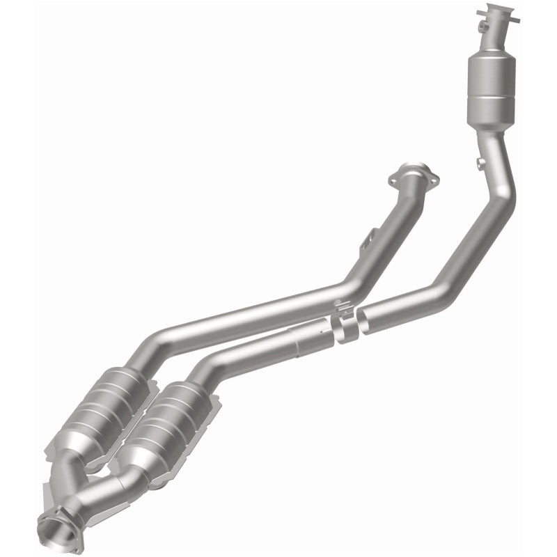 MagnaFlow Direct Fit Catalytic Converter 99-00 Mercedes CLK320 3.2L