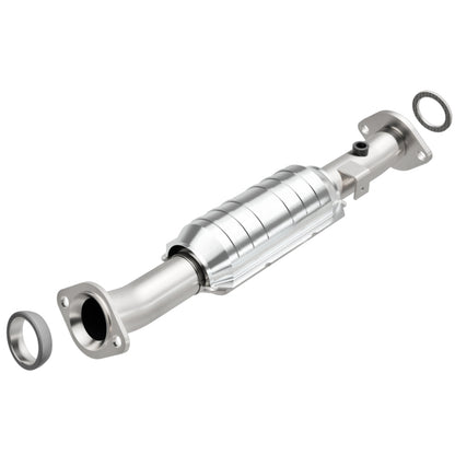 MagnaFlow Direct Fit Catalytic Converter 06-08 Mazda 6 2.3L