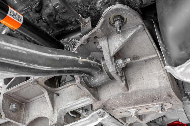 BMR Suspension BMR 97-04 Chevrolet Corvette C5 / 05-13 C6 Rear Upper & Lower Control Arms Bearing Kit - Delrin