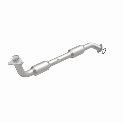 MagnaFlow Direct Fit Catalytic Converter 13-15 Land Cruiser 5.7