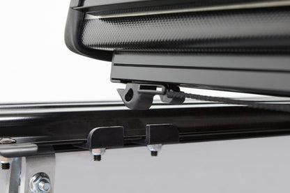 Access LOMAX Pro Series 22-24 Toyota Tundra 5ft6in Bed Professional Series Cover