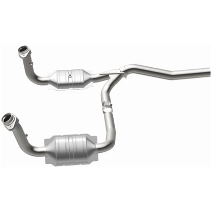 MagnaFlow Direct Fit Catalytic Converter 07-11 Dodge Nitro 4.0L
