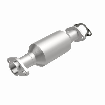 MagnaFlow Direct Fit Catalytic Converter California Grade 87-90 Mitsubishi Van 2.4L