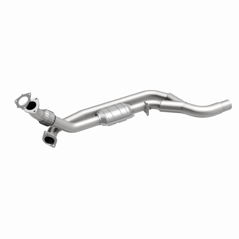MagnaFlow Direct Fit Catalytic Converter 96-97 Camaro 5.7L P/S