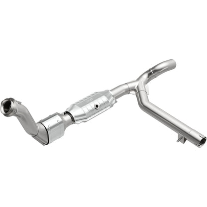 MagnaFlow 99-00 Ford Exped 4.6L Direct Fit Converter