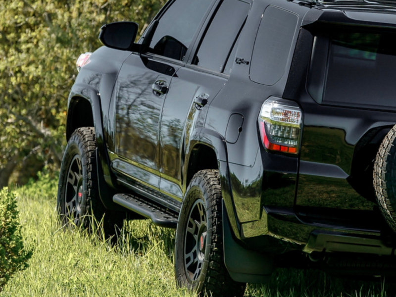 Cali Raised LED Cali Raised 10-24 Toyota 4Runner Step Ed Bolt On Rock Sliders - Kick Out/No Filler Plate/Raw Steel