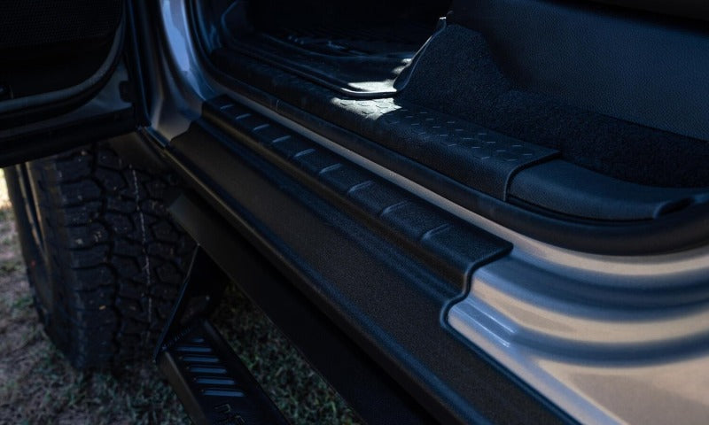 Bushwacker 2021 Ford Bronco 2 Door Trail Armor Rocker Panel - Black