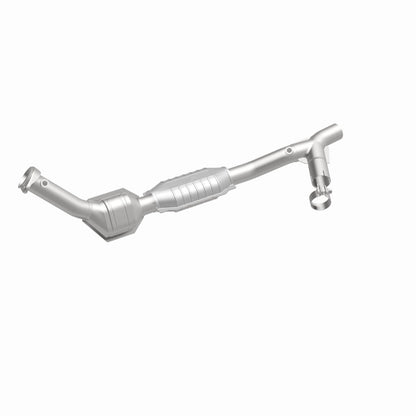 MagnaFlow Direct Fit Catalytic Converter 98 Ford Expedition 5.4L
