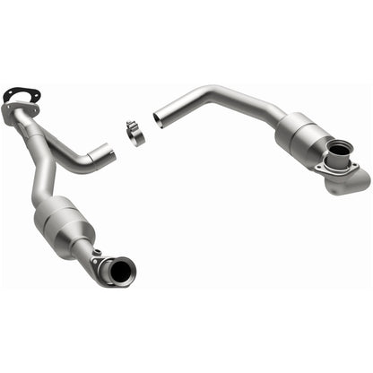 MagnaFlow Direct Fit Catalytic Converter 2002 Ford E-Series Vans 5.4L