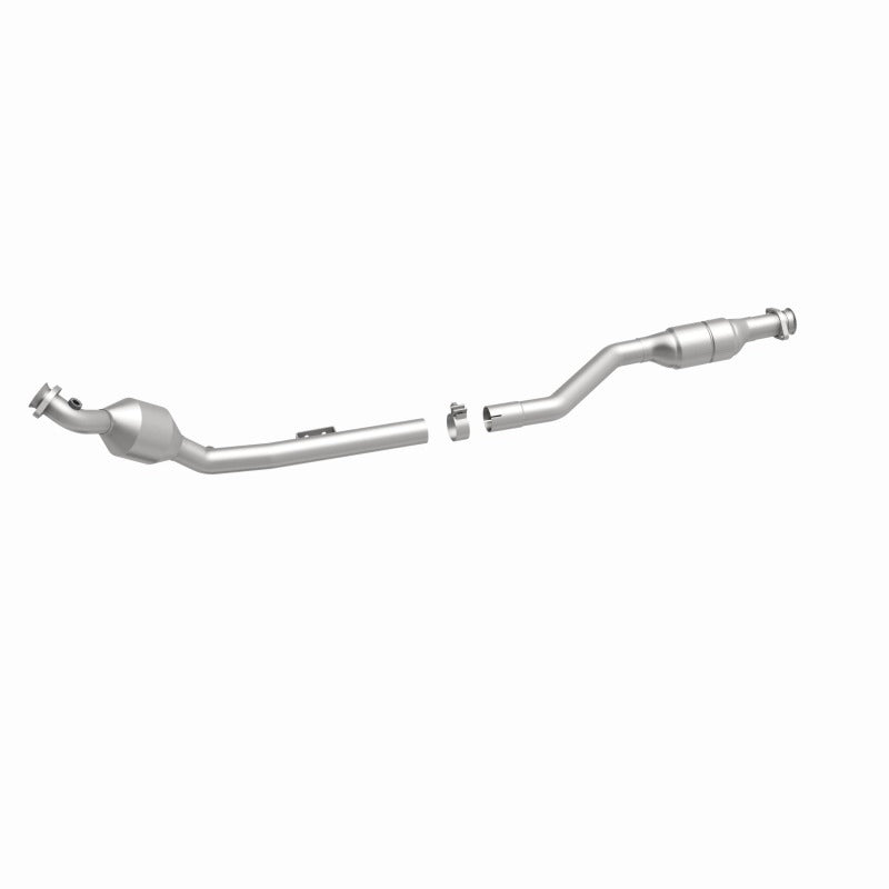 MagnaFlow Direct Fit Catalytic Converter 00-02 Mercedes E430 4.3L