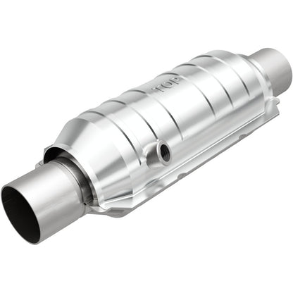 MagnaFlow Universal Catalytic Converter 2.50 OEM Angled O2