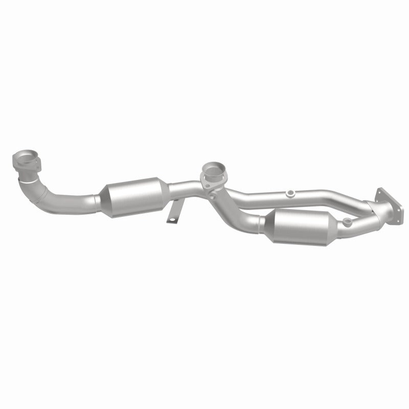 MagnaFlow Direct Fit Catalytic Converter 99-00 Windstar 3.0L V6