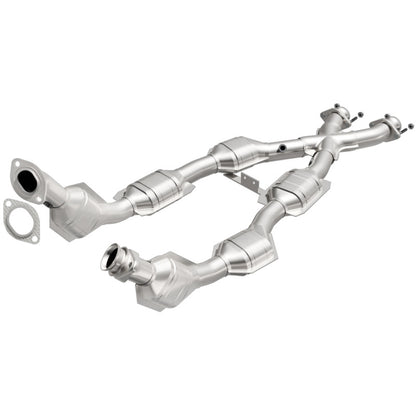 MagnaFlow Direct Fit Catalytic Converter 96-98 Mustang GT 4.6L 50S