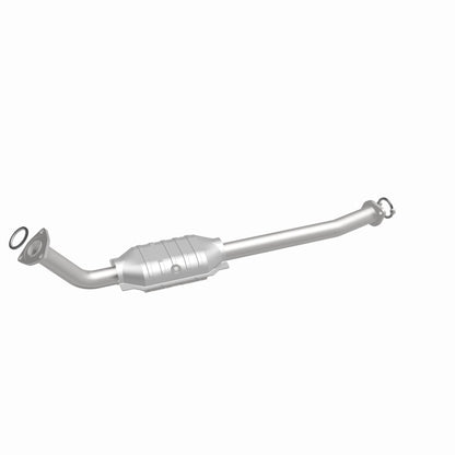 MagnaFlow Direct Fit Catalytic Converter 05-07 Toyota Sequoia 8 4.7L P/S