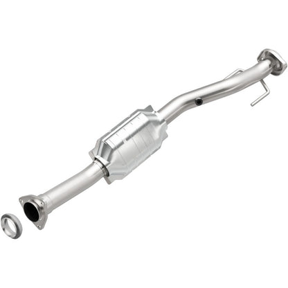 MagnaFlow Direct Fit Catalytic Converter 02-05 Trailblazer 4.2L OEM