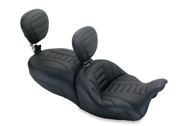 Mustang Motorcycle Mustang 15-21 Harley Freewheeler Std Touring Deluxe 1PC Seat w/Driver and Passenger Backrest - Black