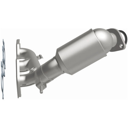 MagnaFlow 11-15 Toyota Sienna 3.5L Direct Fit Converter
